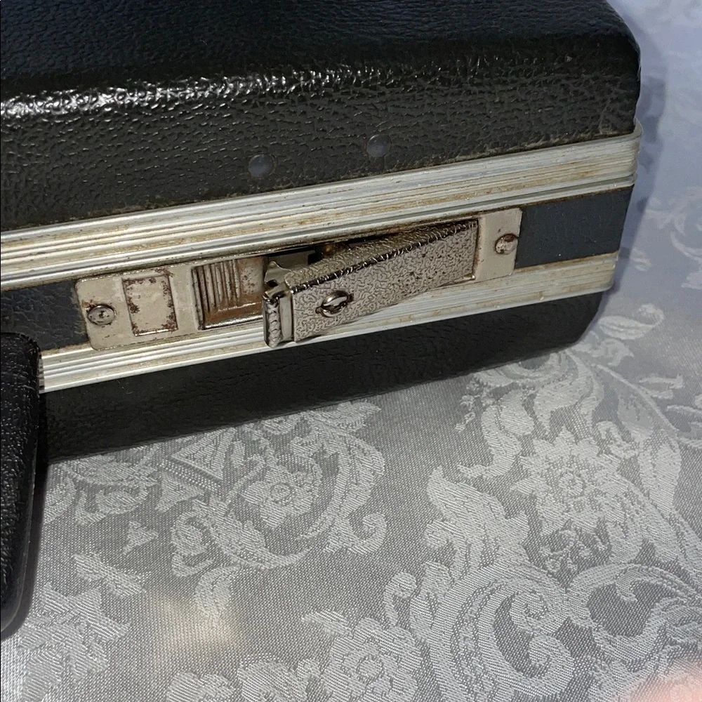 Vintage JC PENNEY Hard Shell Briefcase - Picture 4 of 7